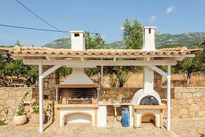 Mani s Aura Seaside-spacious Summer Retreat