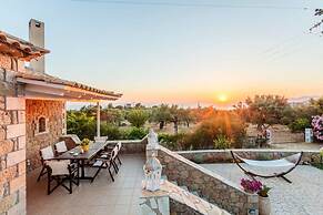 Mani s Aura Seaside-spacious Summer Retreat