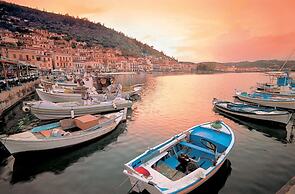 Mani s Aura Seaside-spacious Summer Retreat