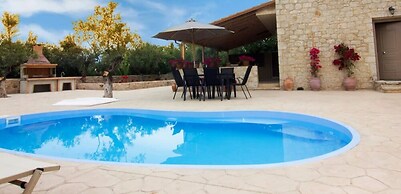 Selinitsa Stone Home - Mani s Private Pool Retreat