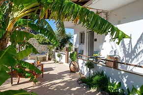 Atlantic Cave Haven-seaside Fully Equipped