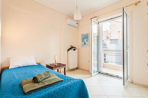 Spacious Urban Haven-family Home Perfect Location