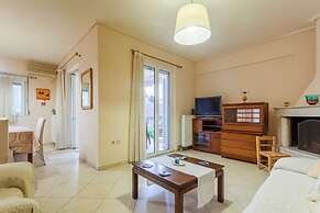 Spacious Urban Haven-family Home Perfect Location