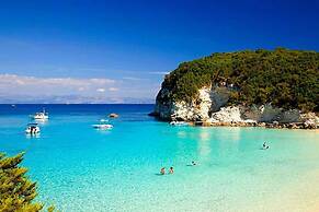 Paxoi Sunny Serenity - Kirki s Studio With Jacuzzi