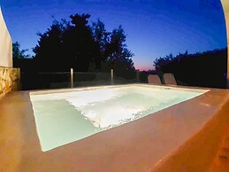 Paxoi Sunny Serenity - Kirki s Studio With Jacuzzi