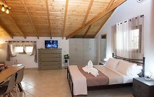 Selinitsa Stone Studio - Mani Seaview Retreat