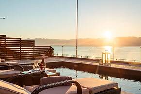 Seaside Summer Bliss - Aurora Luxury Pool Paradise