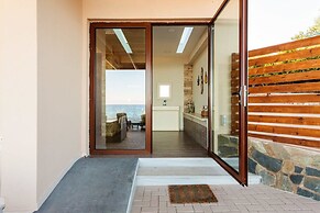 Seaside Summer Bliss - Aurora Luxury Pool Paradise