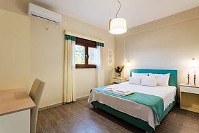 Seaside Summer Bliss - Aurora Luxury Pool Paradise