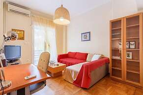 Athens Strawberry Hideaway - City Chic Retreat