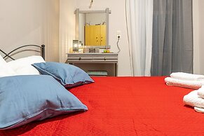 Sunny Summer Retreat - Perfect Location BBQ