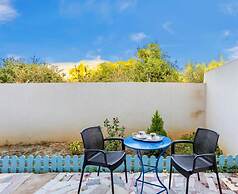 Avia Seaview Getaway - Konstantina s Hidden Haven