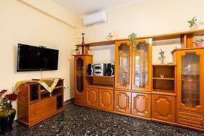 Avia Seaview Getaway - Konstantina s Hidden Haven