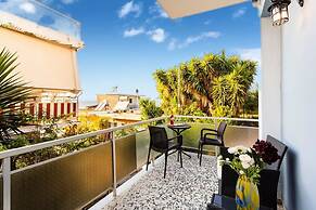 Avia Seaview Getaway - Konstantina s Hidden Haven