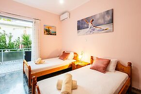 Avia Seaview Getaway - Konstantina s Hidden Haven