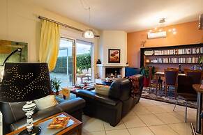 Verga Sunset Gem - Ilia Seaview Private Retreat