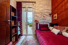 Verga Sunset Gem - Ilia Seaview Private Retreat