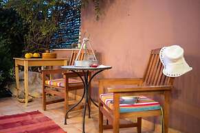 Verga Sunset Gem - Ilia Seaview Private Retreat