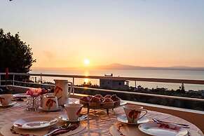 Verga Sunset Gem - Ilia Seaview Private Retreat