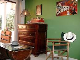 Kalamata s Handmade Apartment