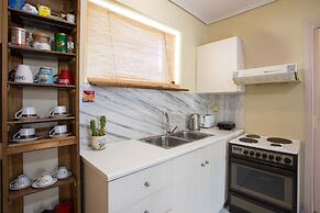 Kalamata s Handmade Apartment