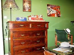 Kalamata s Handmade Apartment