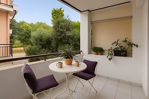 Kalamata s Handmade Apartment