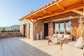 Mani Panoramic Seaviews - Luxury Summer Haven
