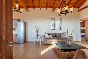 Mani Panoramic Seaviews - Luxury Summer Haven