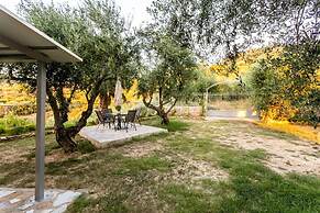 Kitries Summer Getaway - Eden Seaside Suite