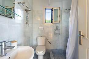 Kitries Summer Getaway - Eden Comfy Suite