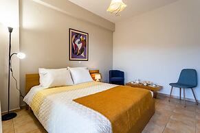 Kitries Summer Getaway - Eden Cozy Suite