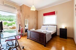 Sunset Paradise - Verga s Ultimate Seaview Getaway