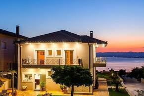 Sunset Paradise - Verga s Ultimate Seaview Getaway