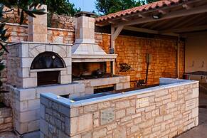 Sunset Paradise - Verga s Ultimate Seaview Getaway