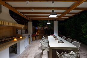 Navarino Captains Villa - Lux Private Pool Retreat