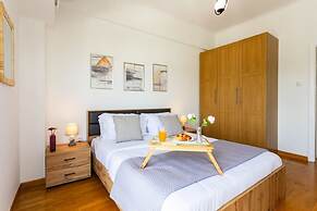 Athens Luxury Getaway - Pasalimani City Oasis