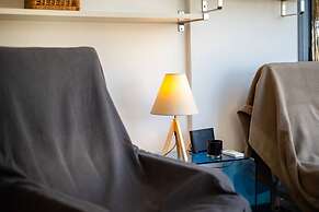 Acropolis Cozy Studio Home in the Heart of Athens