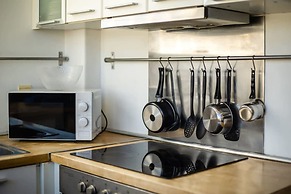 Acropolis Cozy Studio Home in the Heart of Athens