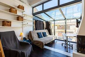 Acropolis Cozy Studio Home in the Heart of Athens