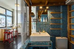 Acropolis Cozy Studio Home in the Heart of Athens