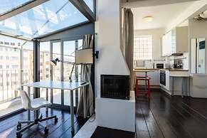 Acropolis Cozy Studio Home in the Heart of Athens