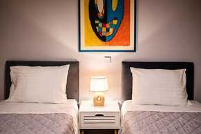 Kitries Summer Getaway - Eden Sandy Suite