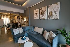 Seafront Kalamata Haven - Blue Luxury Suite