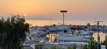 Beachfront Artemida Retreat - Peony Seabreeze Gem