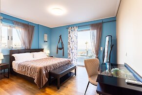 Beachfront Artemida Retreat - Peony Seabreeze Gem