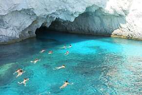 Zante s Azure Nest - Serene Summer Getaway