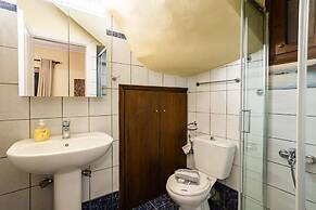 Stoupa Oasis - Spitiko Garden Getaway