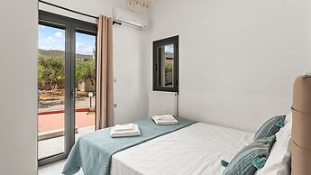 Seaside Oasis Near Heraklion Villa Maro Getaway