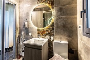 Ventiri Lofts - Cozy Penthouse With Balcony